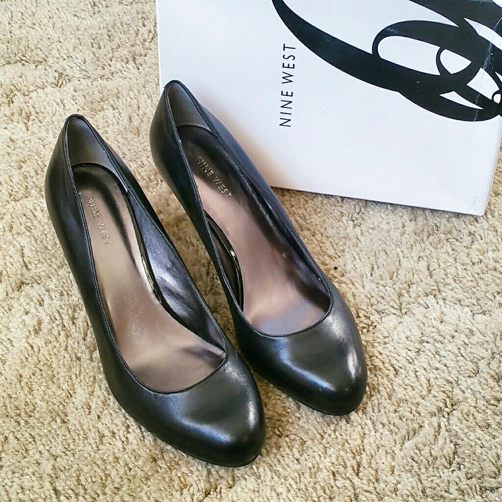 Nine West Heels (Wide Width) - Picture 3 of 6